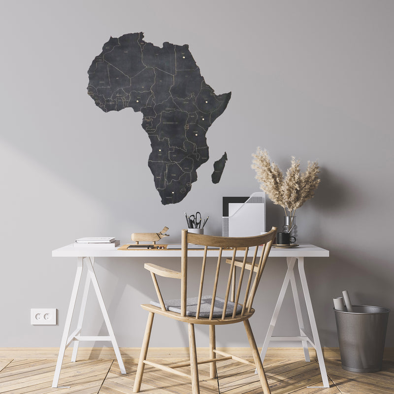 L’Afrique géante avec des frontières et des trous d’épingle